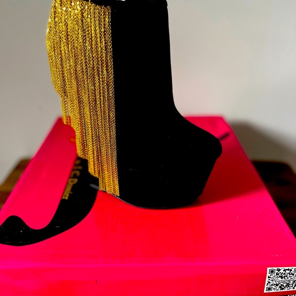 Shoe Booties - Picture 6 of 9